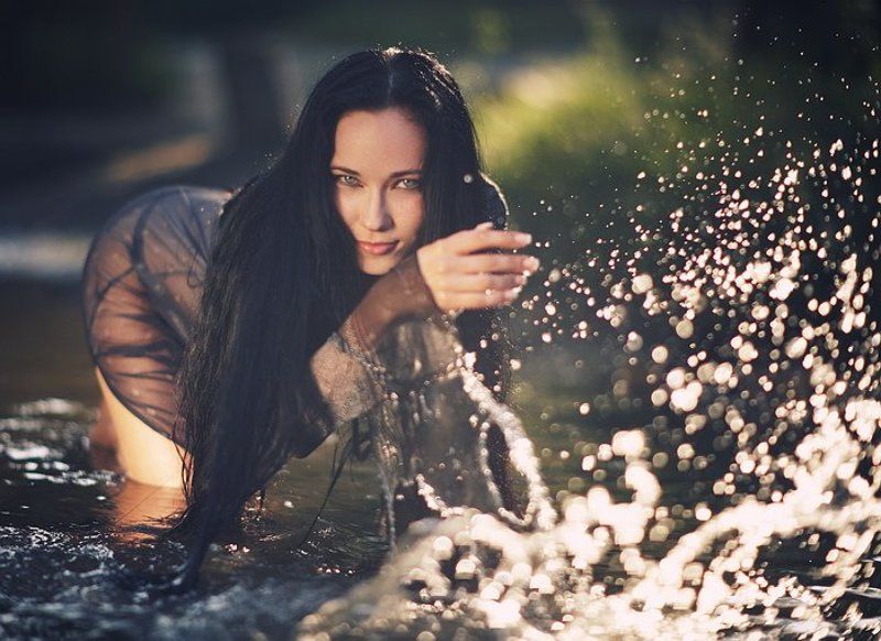 девушка, брызги, волосы, глаза, вода Frau Ninaphoto preview