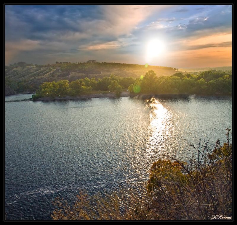 вечер,закат,днепр,остров хортица Последний закат летаphoto preview