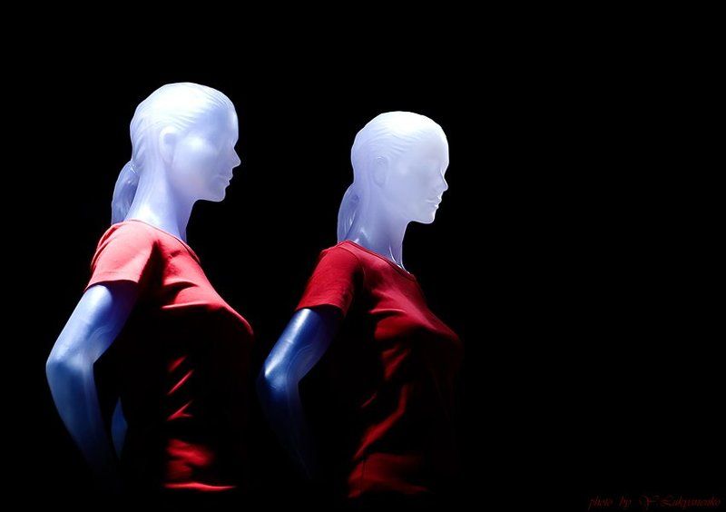 манекены, таллин, ночь, лукьяненко Из жизни манекеновphoto preview