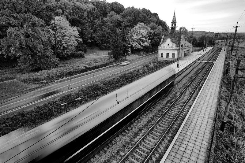 поезд, дорога, автомобиль ***photo preview