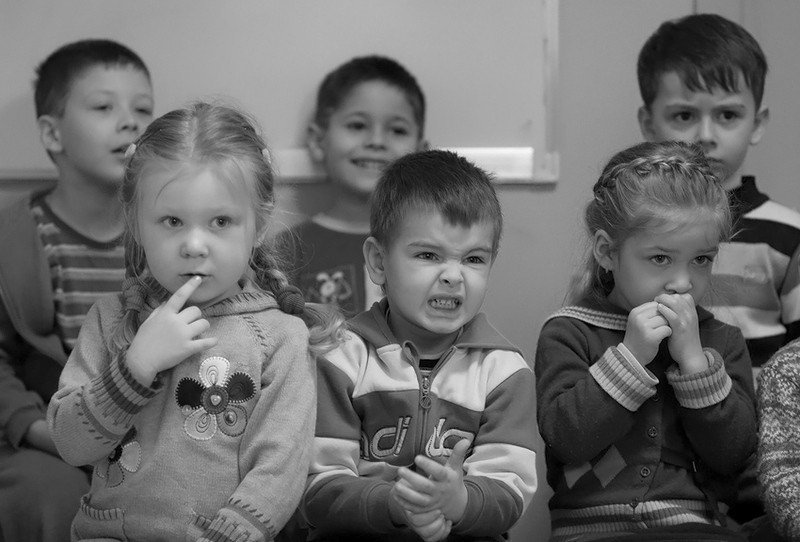 Набор эмоций на премьере ,, Три поросёнка,,photo preview