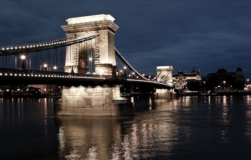 budapest, at, night, chain, bridge Budapestphoto preview