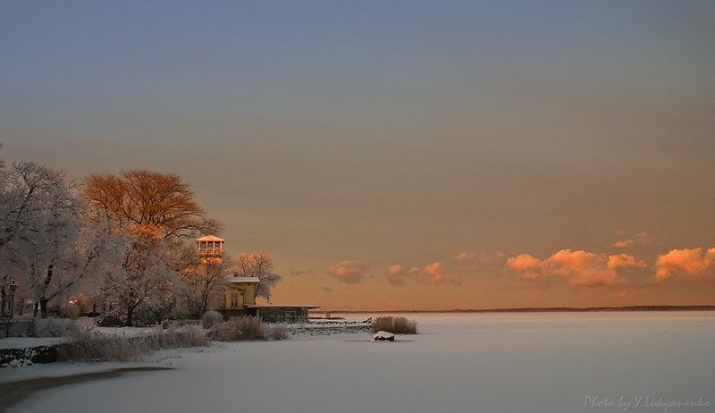 хаапсалу, эстония, вечер, янтарь, лукьяненко Балтийский янтарьphoto preview