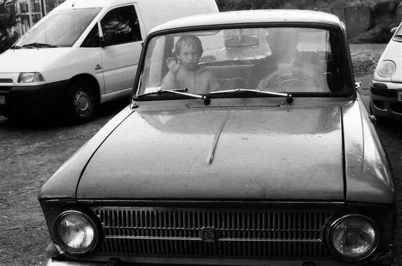 девочка, дедушка, машина Пока!photo preview