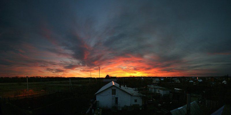 золото, закат, деревня** На крыше дома моего фото превью