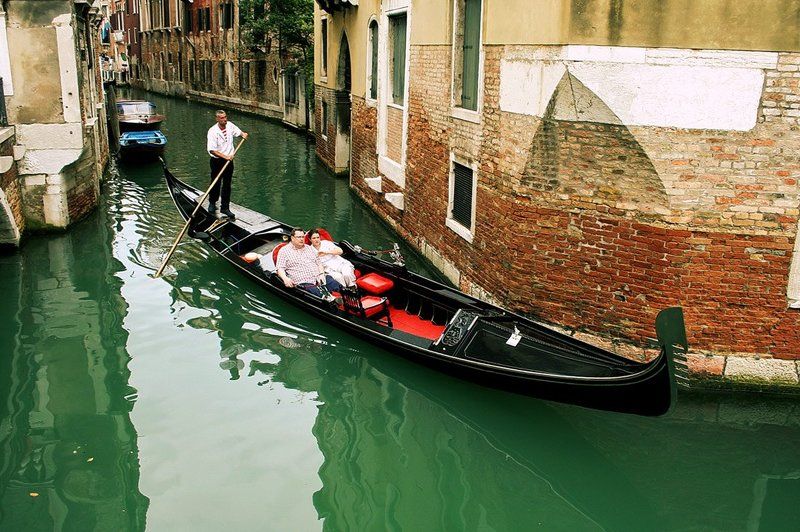 венеция, италия Левый поворотphoto preview