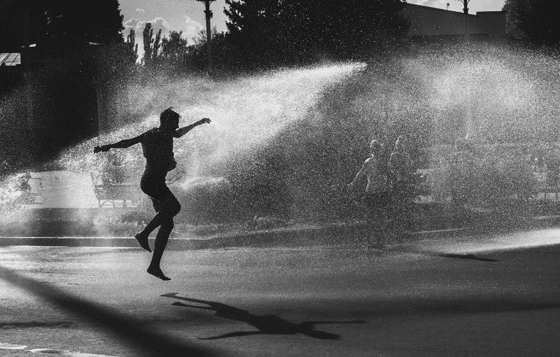 Beautiful, Black & white, City, Emotion, Light, Man, Moscow, Nikon, People, Shadow Тениphoto preview