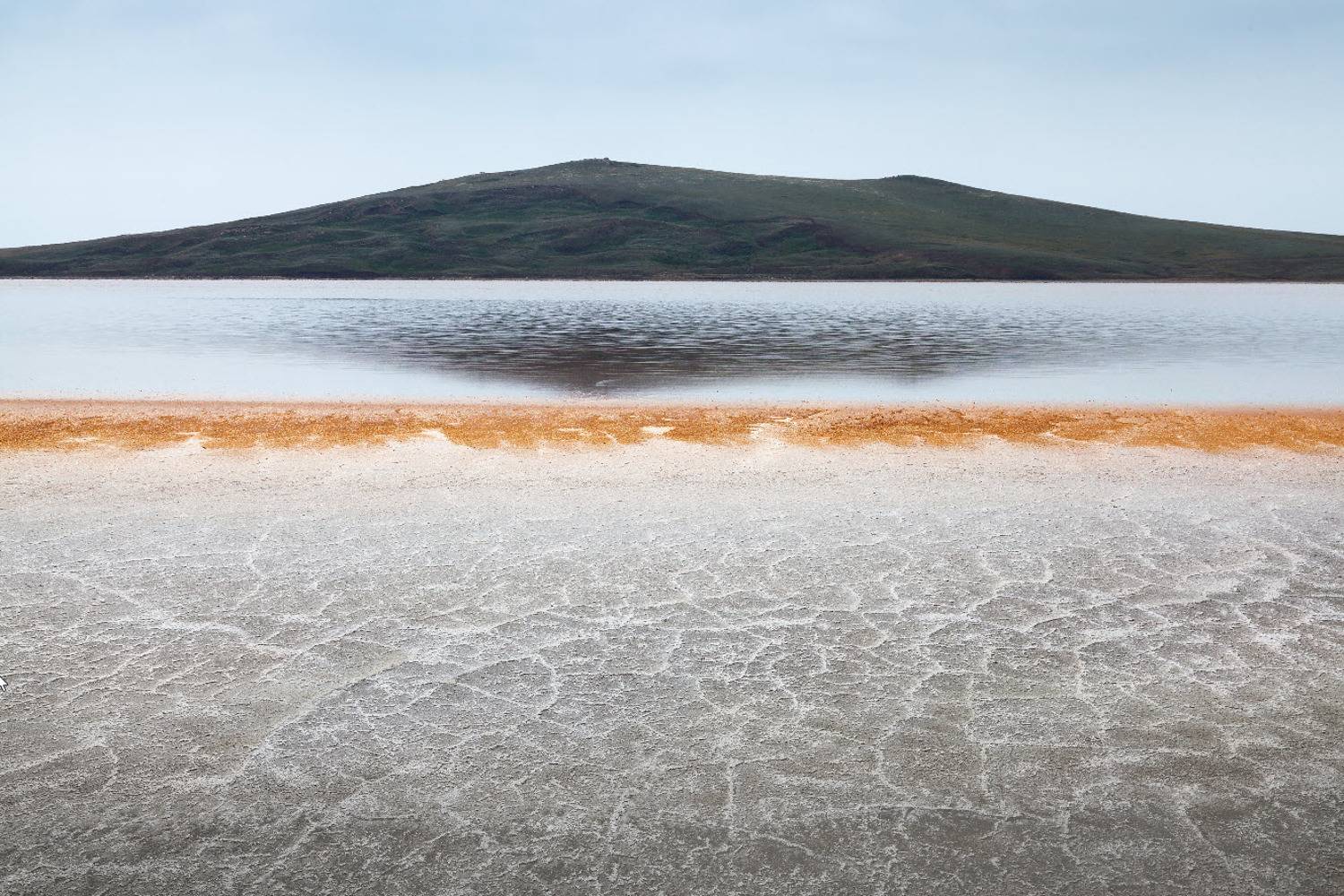 Крым. Опук.. Автор: Пучков Алексей Крым, Опук, озеро, горы, пустыня, засуха, розовое озеро, Пучков Алексей