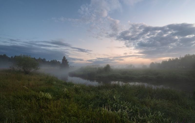 вечер,закат,река,туман,небо,облака,отражение туманный вечерphoto preview