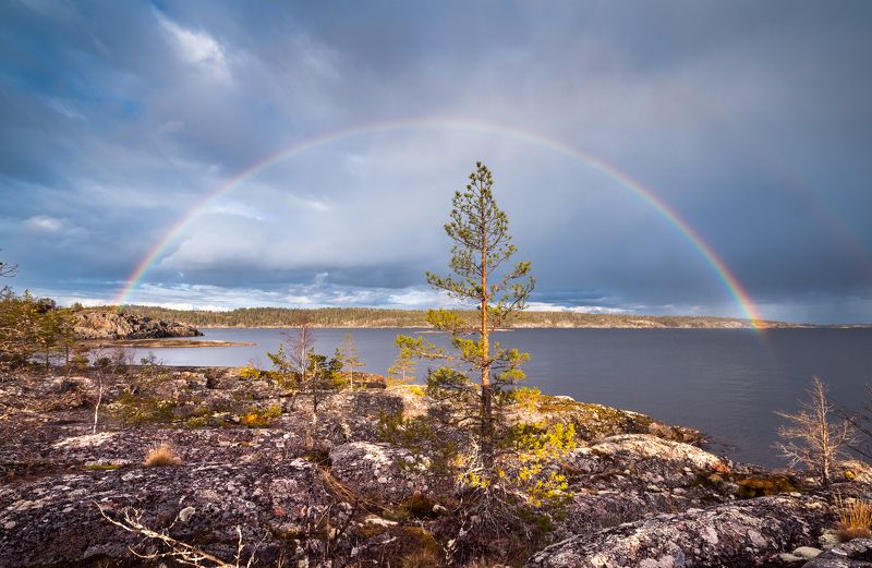Ладога, скалы, озеро, радуга Радуга над Ладогойphoto preview
