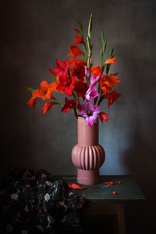 натюрморт, цветы, гладиолусы Гладиолусыphoto preview