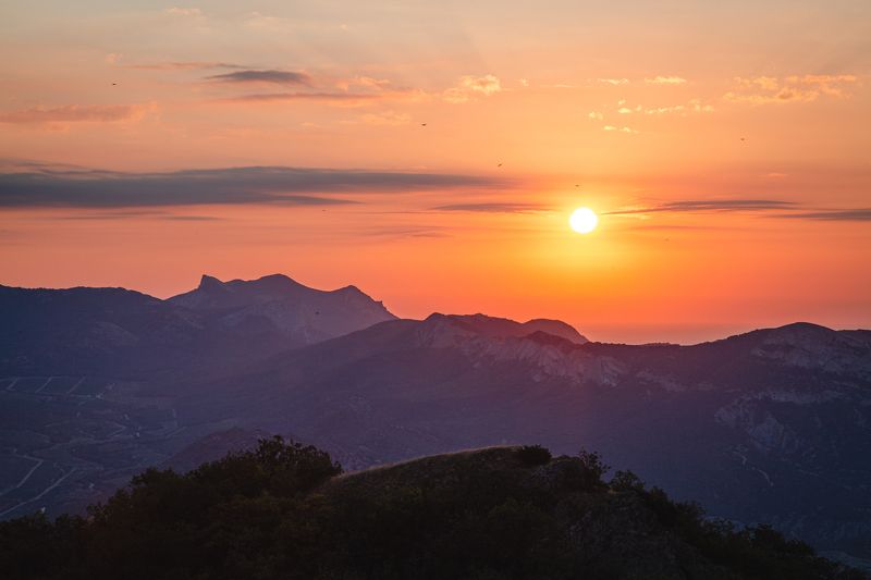 Крым, природа Крыма, Судак, Перчем утро в горах Крымаphoto preview