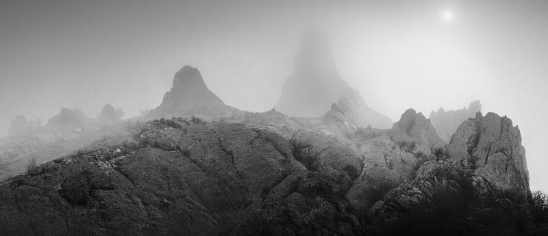 крым, горы, туман, скалы, деревья, солнце, ч/б, bw ***photo preview