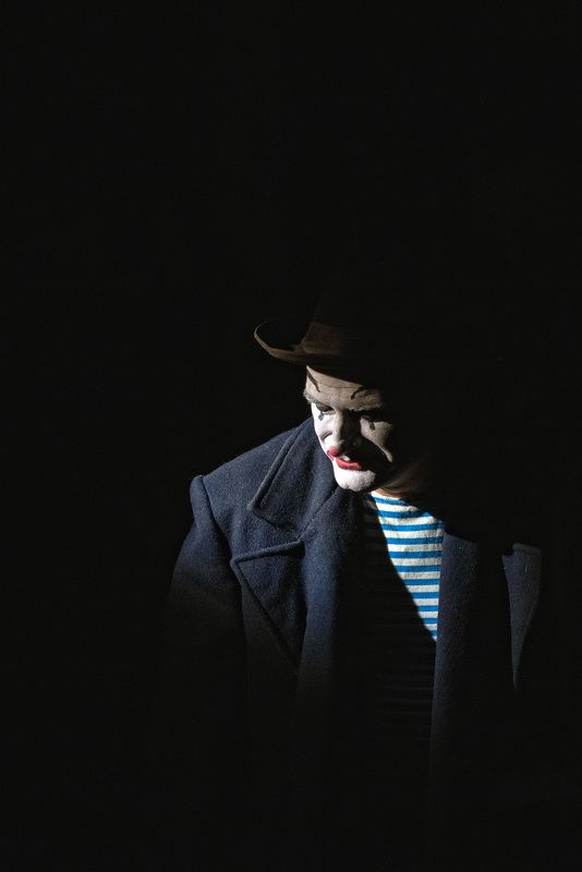 обреченный шутитьphoto preview