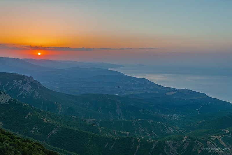 Рассвет на Демерджиphoto preview