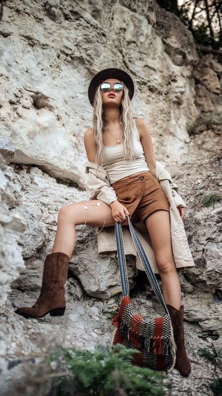 скалыphoto preview