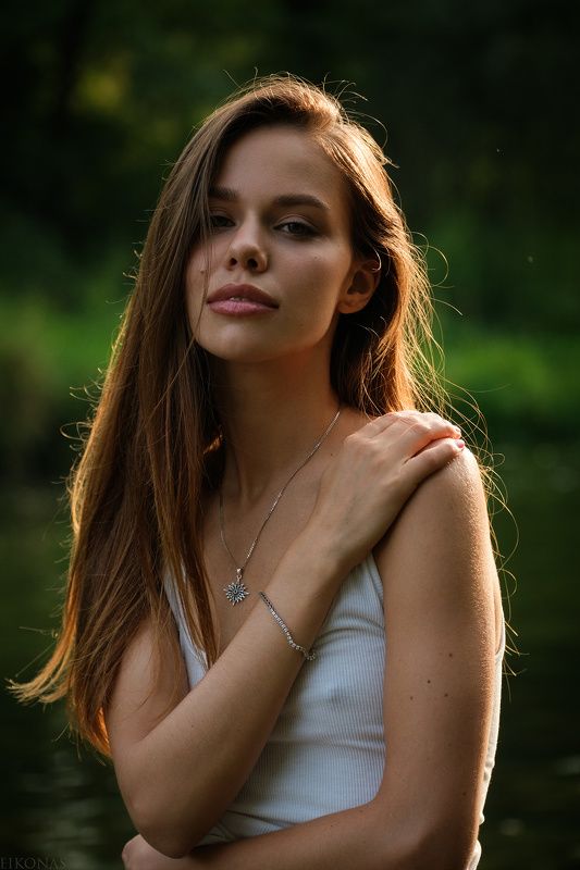 portrait, woman, girl, nature, natural, beauty, beautiful, sensual, sensuality, authentic, truthful, purest magazine, magazine, platform, nude photography, sensual photography, free art, artnudes, nudeart, nude, naked, nude magazine, member, subscribe, su Evensongphoto preview