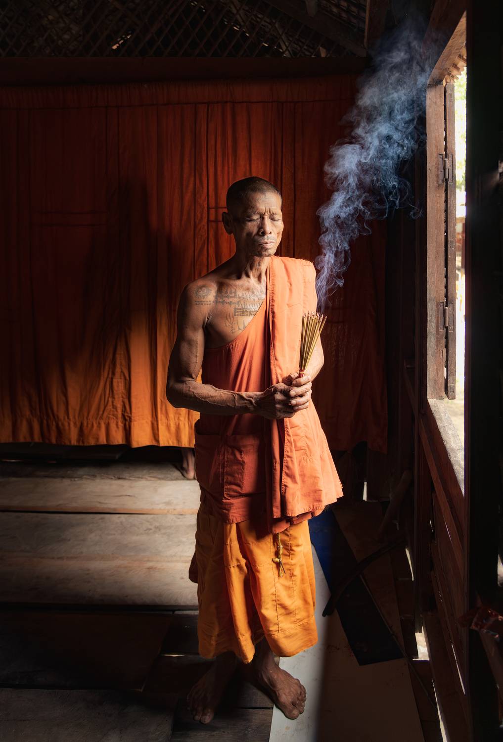 Буддистский монах / Buddhist monk. Автор: Эрнест Вахеди камбоджа, монах, монахи, буддизм, буддистский, азия, ангкор, ангкор ват, сием рип, cambodia, asia, monk, monks, angkor, angkor wat, siem reap, Эрнест Вахеди