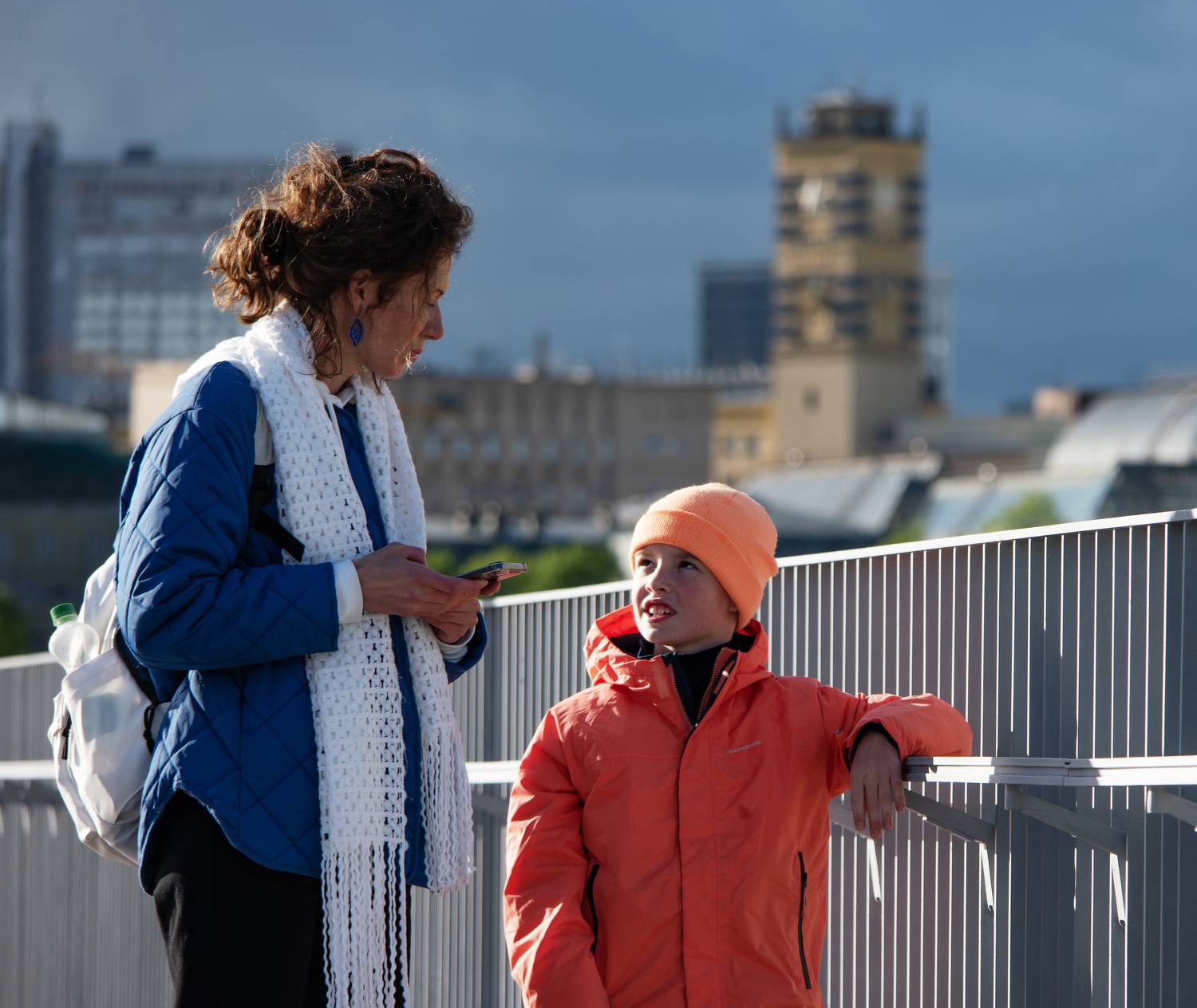 Патриарший мост, башня военторга, оранжевый, Москва, солнце после грозы, Дмитрий Ткаченко