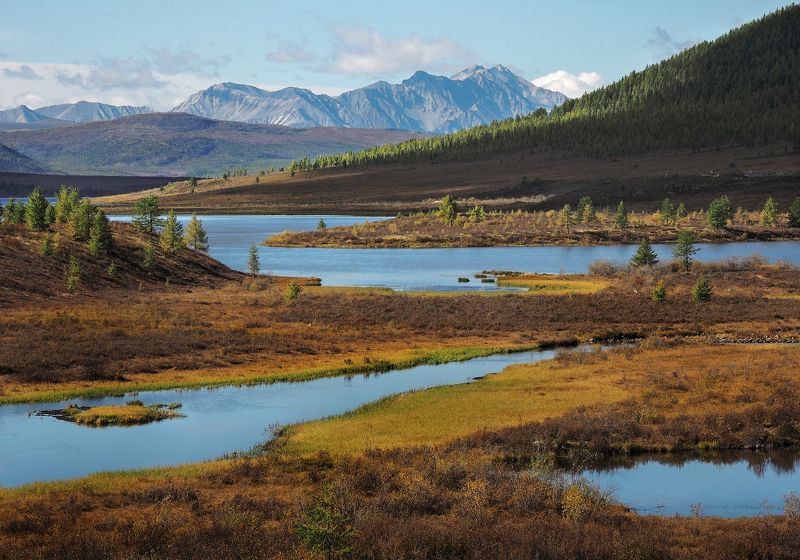 У озера Ильчирphoto preview