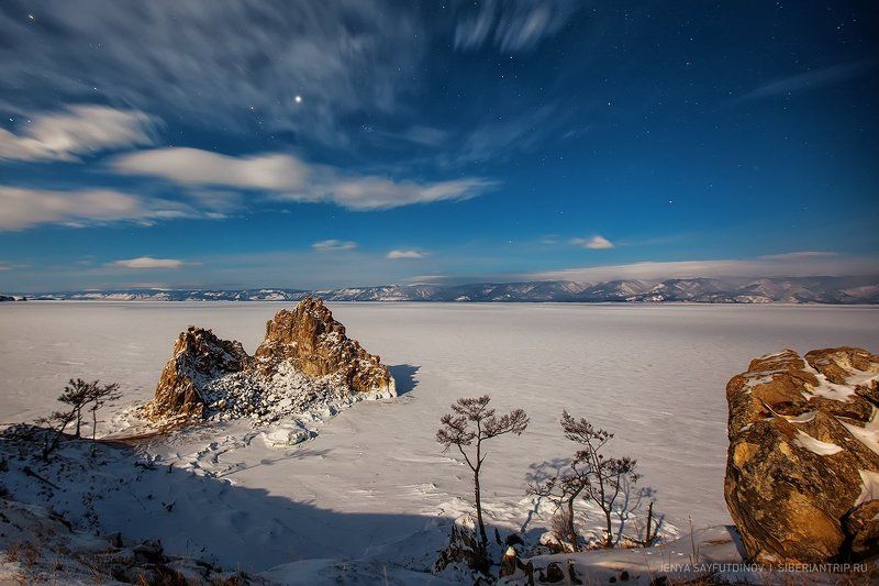 байкал, ольхон, зима, снег, природа, пейзаж, озеро, россия, сибирь, остров, бурхан, сибирский, шаманизм, туризм, ночь, звёзды, хужир, baikal, olkhon, winter, snow, nature, landscape, lake, russia, siberia, island, burhan, siberian, shamanism, tourism, ni Звёздные дрёмы Байкала photo preview