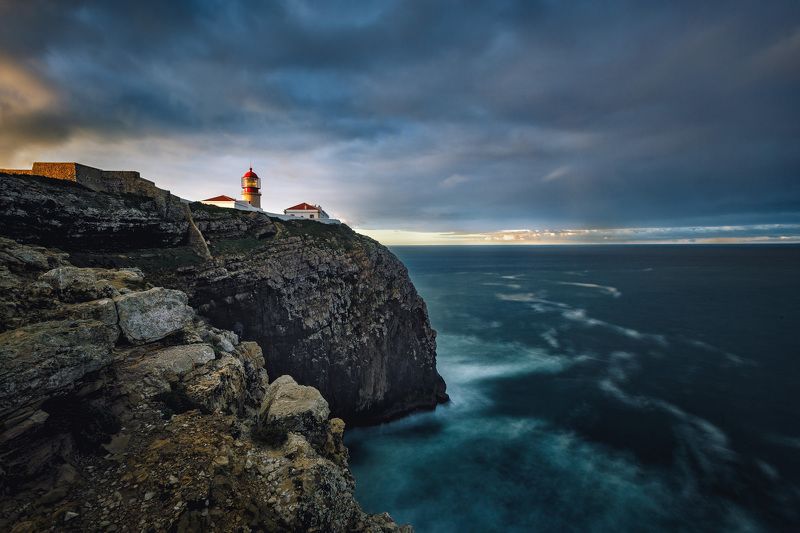 Волны, Маяк, Небо, Океан, Пейзаж, Португалия, Рассвет Начало фото превью