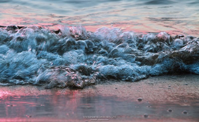 волна, движение, свет, форма, вода,минимализм, абстракция, макро В потоке призрачных формphoto preview