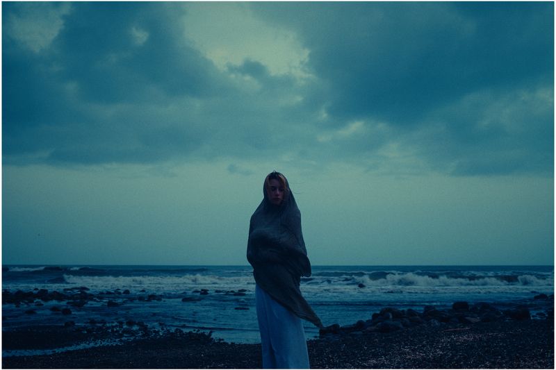 portrait, fashion, editorial, fashionphotography, girl, model Blue feelingsphoto preview