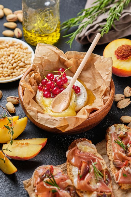 камамбер сыр ягоды Камамберphoto preview