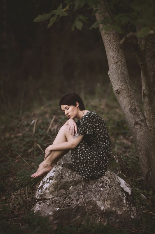 #woman #portrait Peaceful forestphoto preview