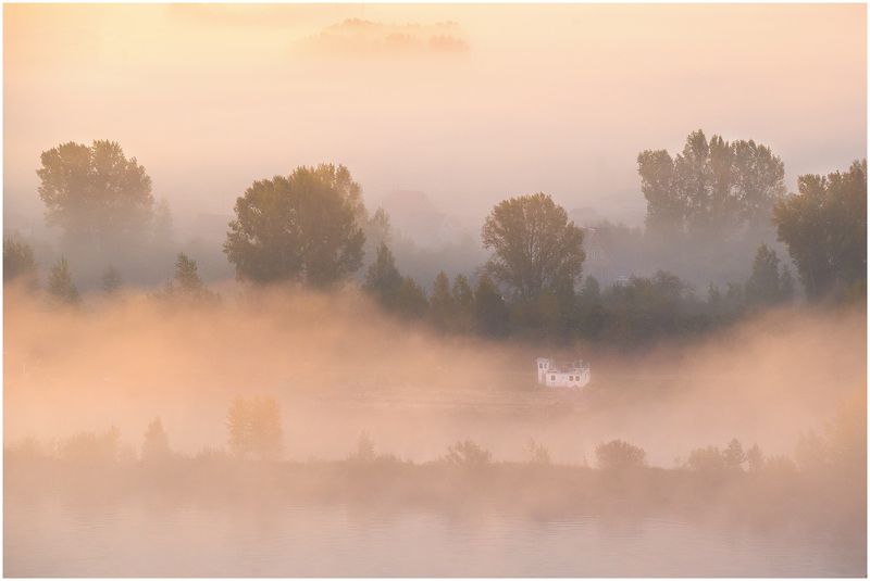 туман Домик в туманеphoto preview