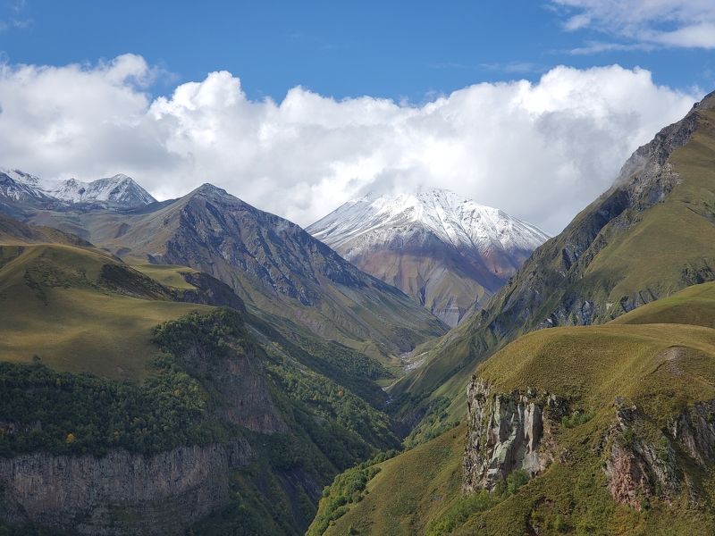 Горыphoto preview