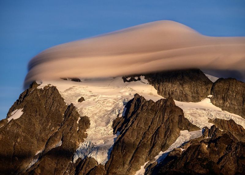 clouds, lentucular, glacier, mountain, godlen hour, Lenticular clouds over the mountainphoto preview
