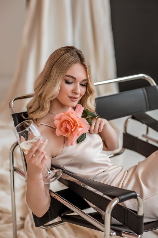 Полинаphoto preview