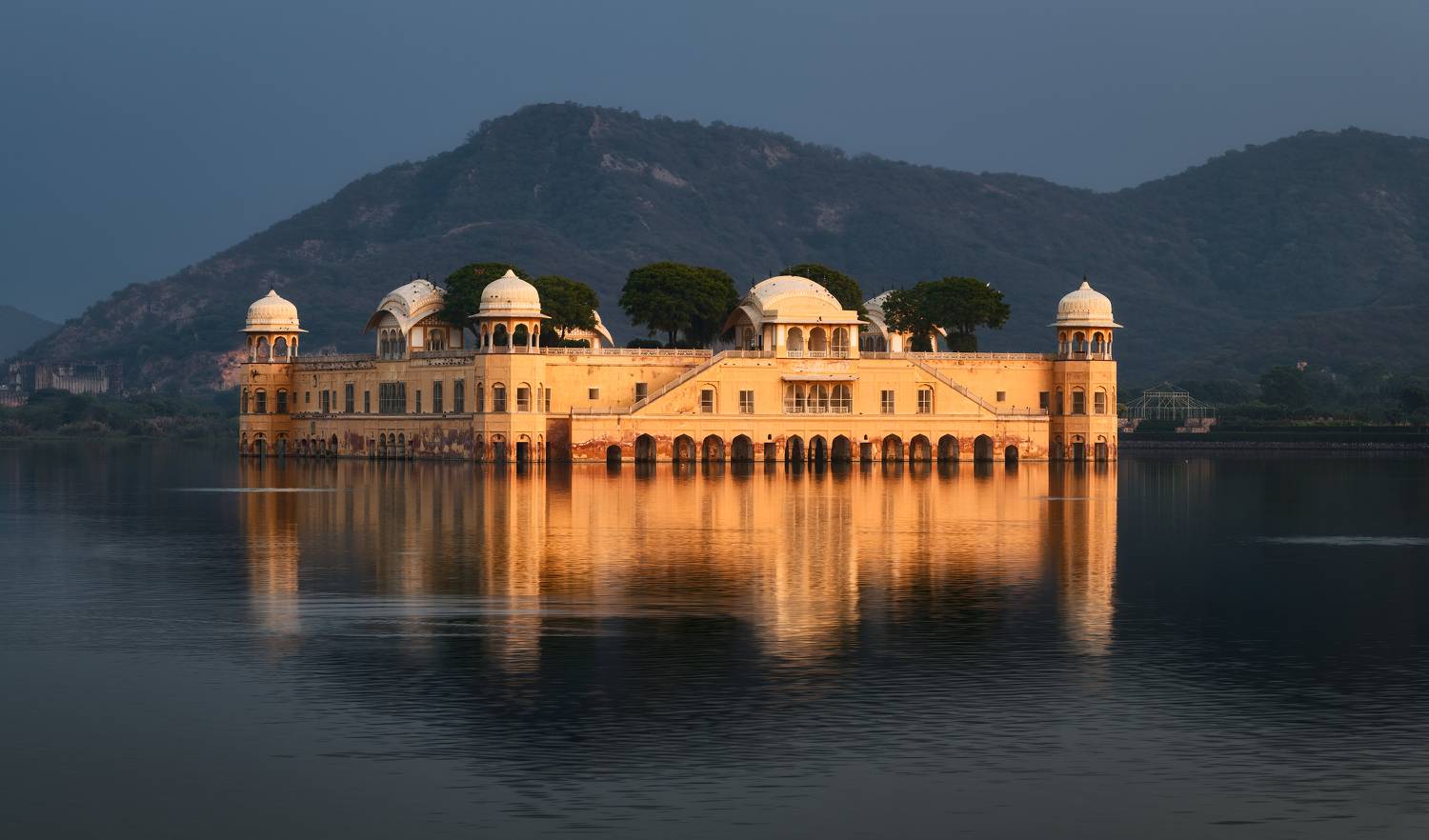 Джал Махал ("Водный дворец") / Jal Mahal. Автор: Эрнест Вахеди дворец, индия, джайпур, раджастан, путешествие, путешествия, азия, закат, рассвет, india, jaipur, palace, jal mahal, travel, asia, rajasthan, water palace, sunset, sunrise, Эрнест Вахеди