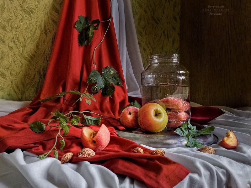 натюрморт, food_photo, фрукты, драпировка, стекло, фото на окне, фото на телефон Компотphoto preview