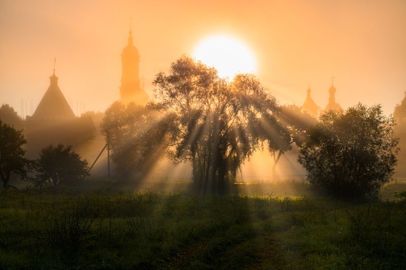 восход, монастырь, оптина, козельск, россия, церковь, храм, православие, восход, лучи, солнце, утро, туман, оптина пустынь, калужская область Оптинское утроphoto preview