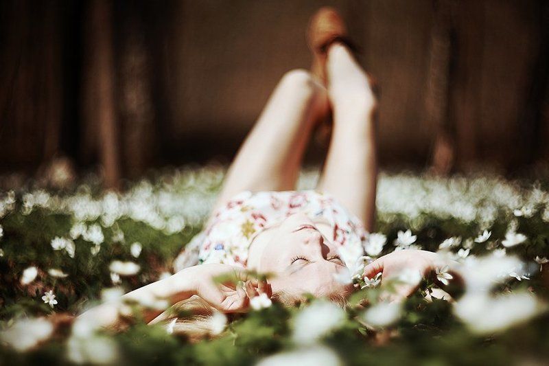 helios  40, girl, flowers meadowphoto preview