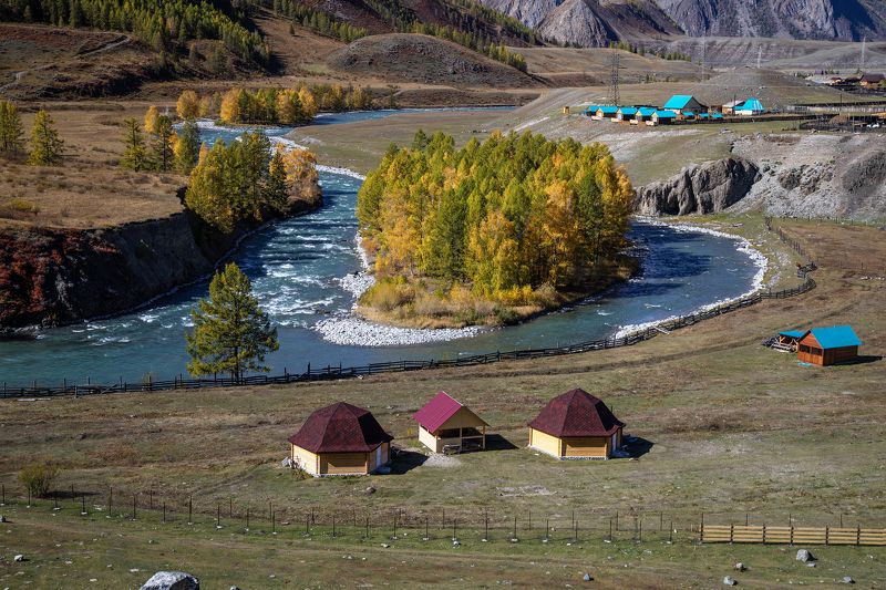 Р. Чуя. Краски осени в сентябре. фото превью