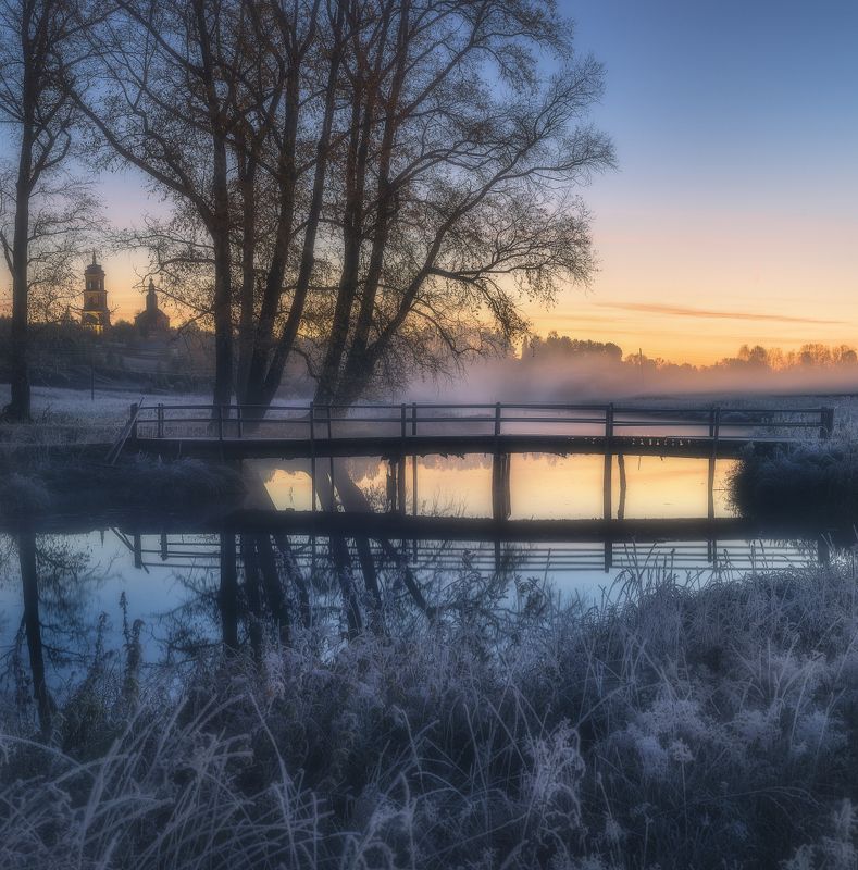 Утренние сумерки на реке Белаяphoto preview