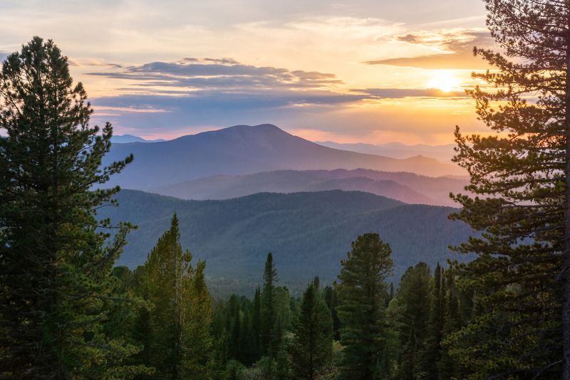 закат по дороге на каракольские озера Закат в горах Алтаяphoto preview