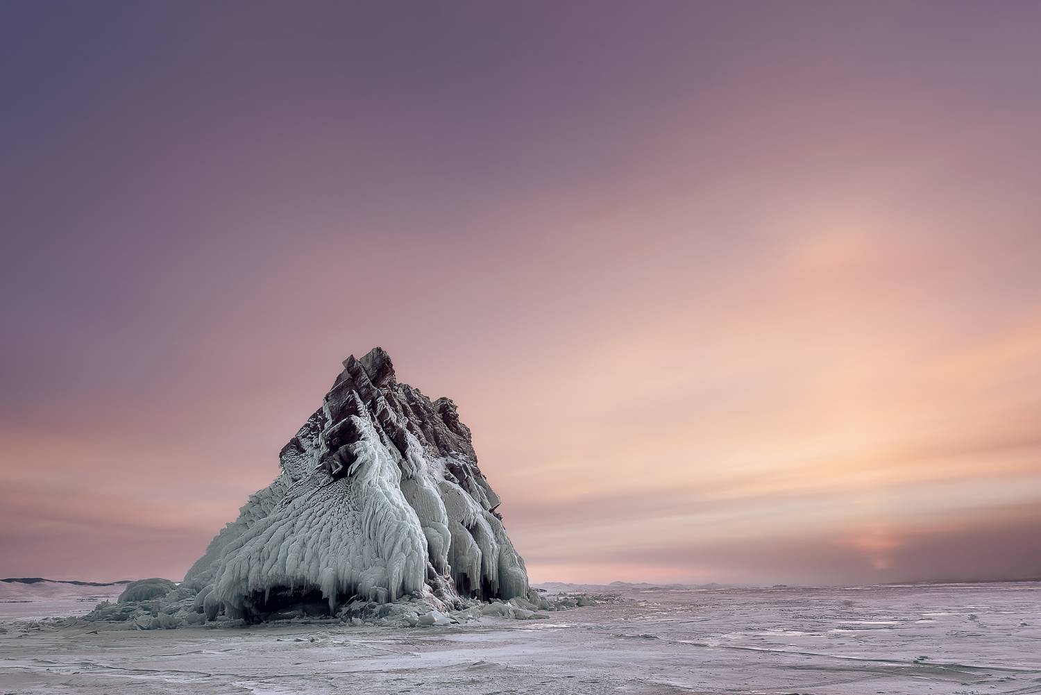 Байкал, остров Еленка. Автор: Рудаков Глеб , Рудаков Глеб