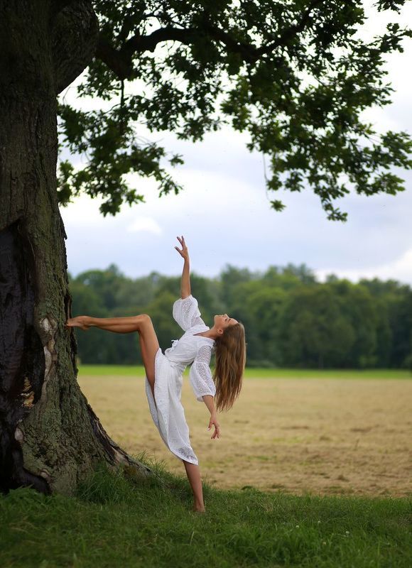девушка, красивая, гимнастка, художественная гимнастика, гибкость, фотография, фигура, движение, цвет, портрет Гимнастические этюды. Аннаphoto preview