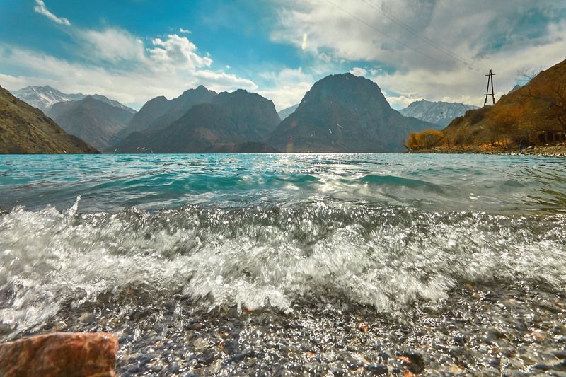 Высокогорное озеро Искандаркуль. Таджикистанphoto preview