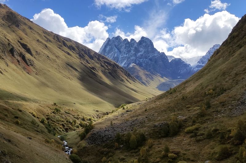 Горыphoto preview