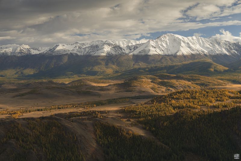 южно-чуйский хребет Южно-Чуйский хребетphoto preview