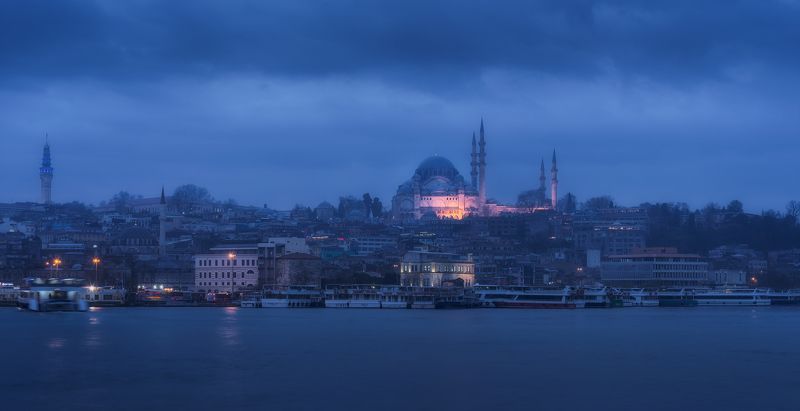 турция, стамбул, утро, город, порт, золотой рог, мечеть, синий, turkey, istanbul, morning, golden horn, port, mosque, türkiye Раннее утро в Стамбуле / Early morning in Istanbul фото превью