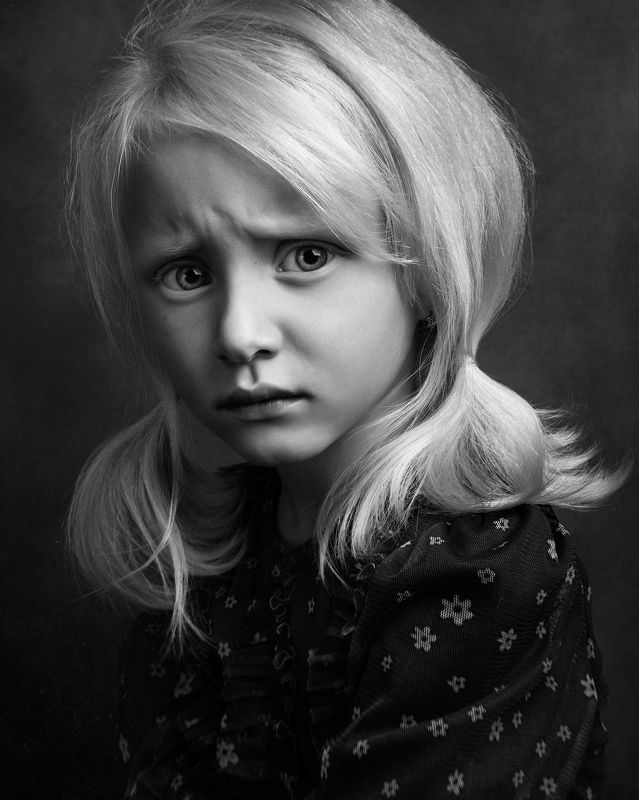 Есенияphoto preview