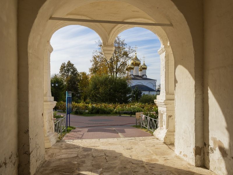 Женский монастырьphoto preview