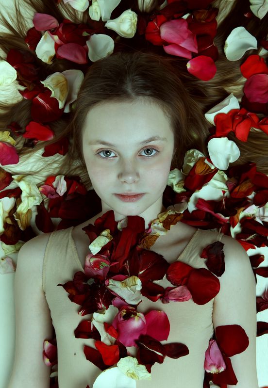 В лепестках розphoto preview